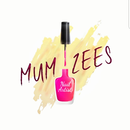 Mumzeez nail studio logo